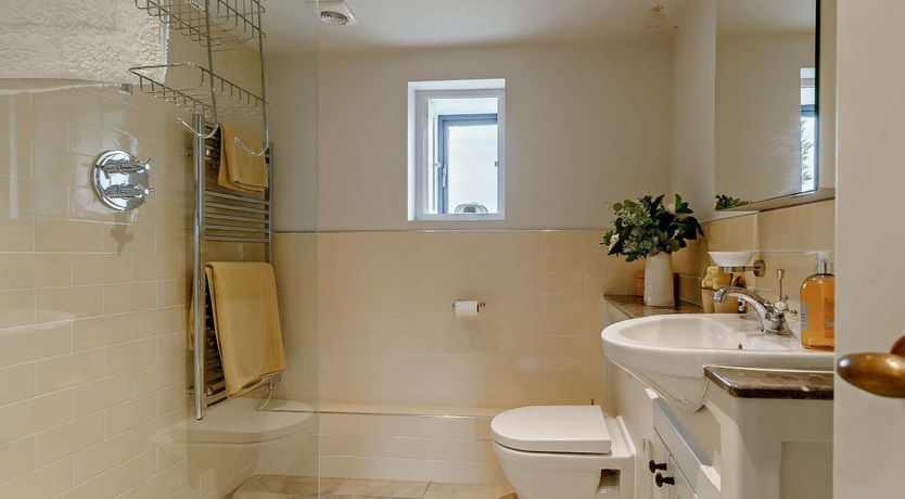 Photo of 1 Bed in Riber