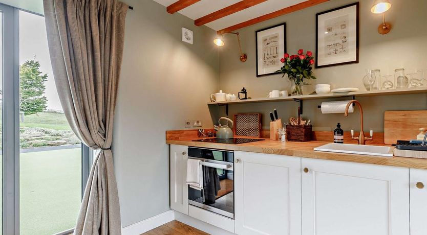 Photo of 1 Bed in Riber