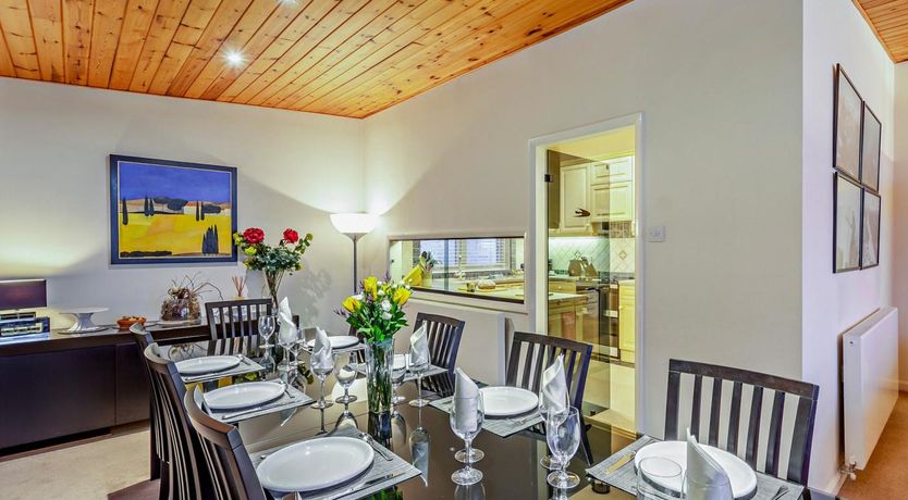 Photo of 4 Bed in Windermere
