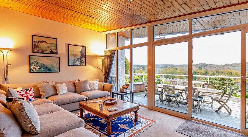Photo of 4 Bed in Windermere