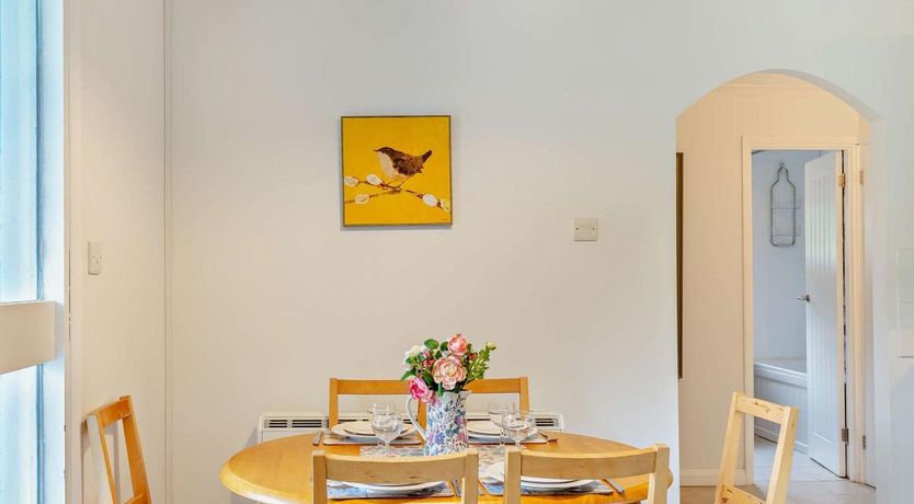 Photo of 2 Bed in Notter