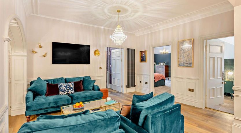 Photo of 8 Bed in Giggleswick