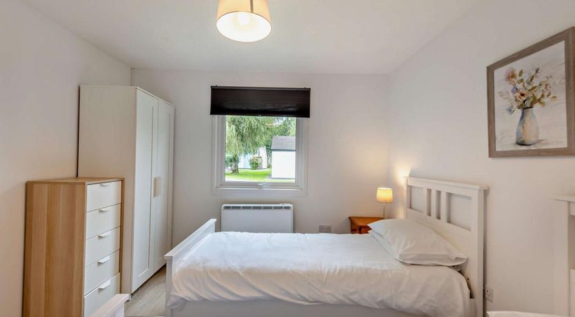 Photo of 2 Bed in Notter