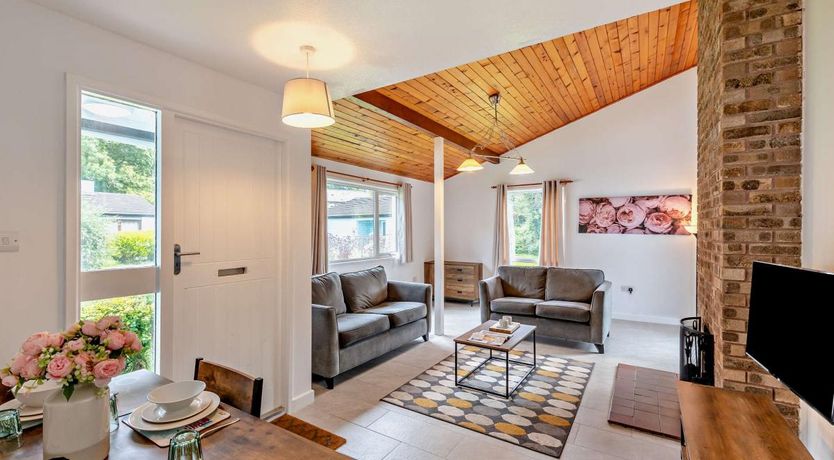 Photo of 2 Bed in Notter