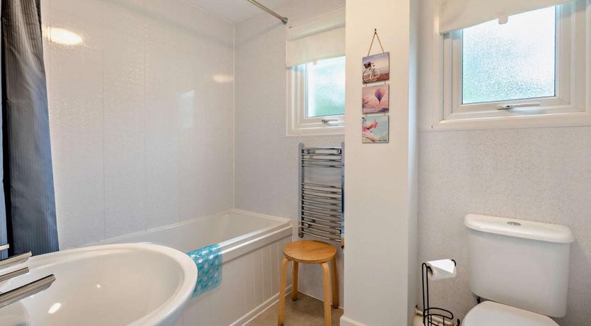 Photo of 2 Bed in Notter