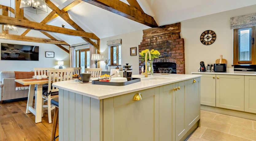 Photo of 1 Bed in Pencombe