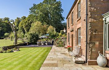 4 Bed in Cheshire Holiday Home
