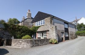 Photo of crosscombe-barn