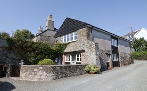 Photo of Crosscombe Barn