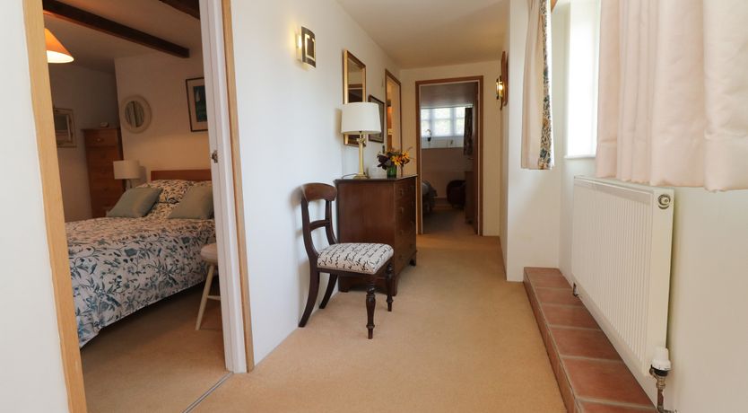 Photo of Crosscombe Barn