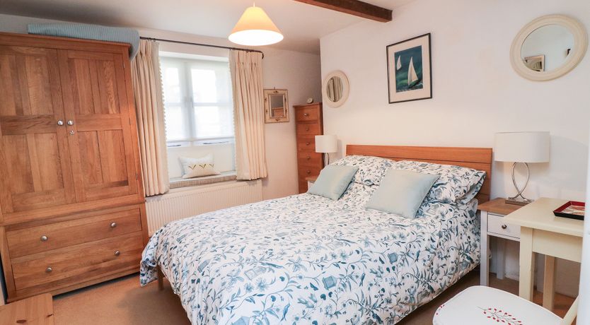 Photo of Crosscombe Barn