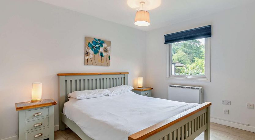 Photo of 2 Bed in Notter