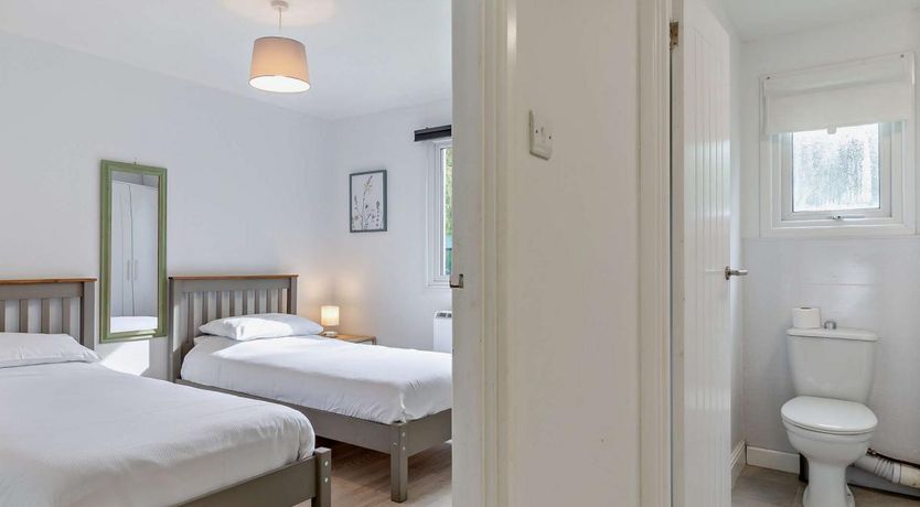 Photo of 2 Bed in Notter