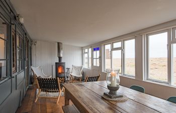 The Dungeness Carriage Holiday Home