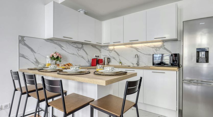 Photo of Louvre Love