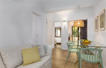 The Dawning Light Holiday Home