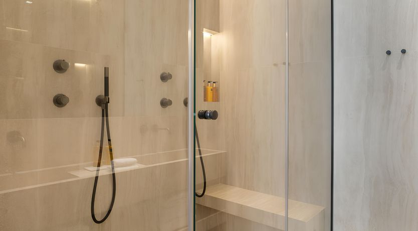 Photo of Haussmann Elegance