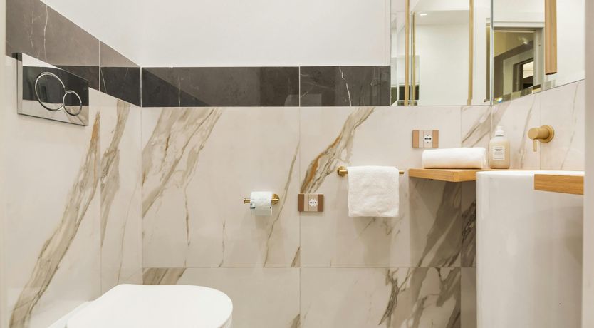 Photo of Roman Luxury