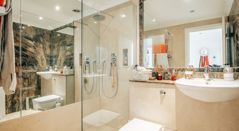 Photo of London Gossip