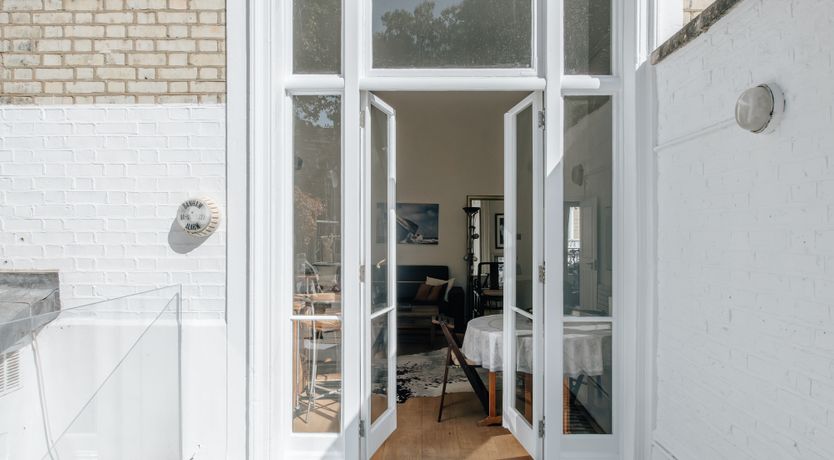 Photo of London Gossip