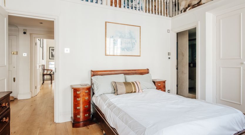 Photo of London Gossip