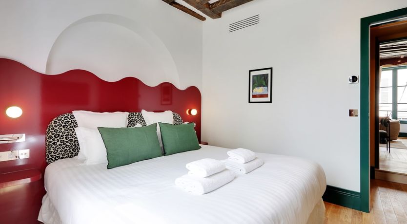 Photo of Colourful Curves