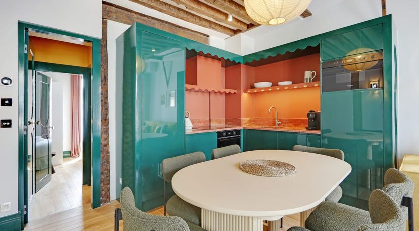 Photo of Colourful Curves