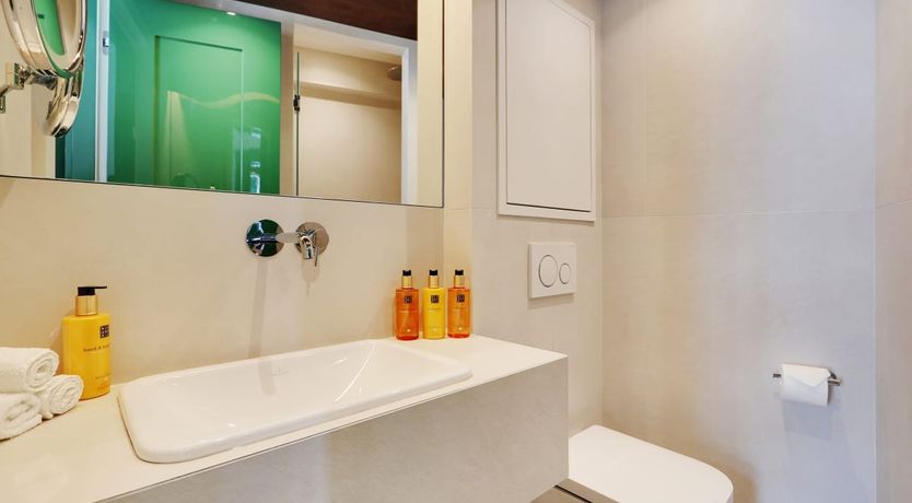 Photo of Colourful Curves