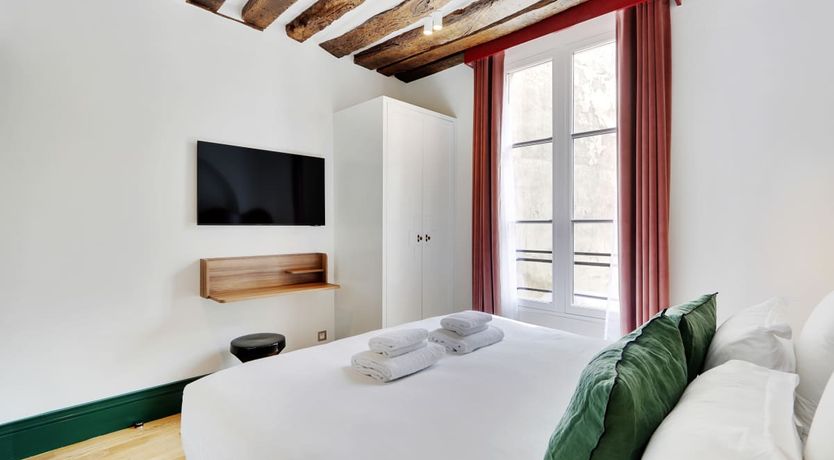 Photo of Colourful Curves