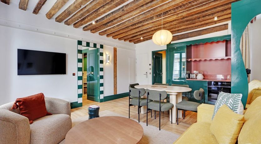 Photo of Colourful Curves