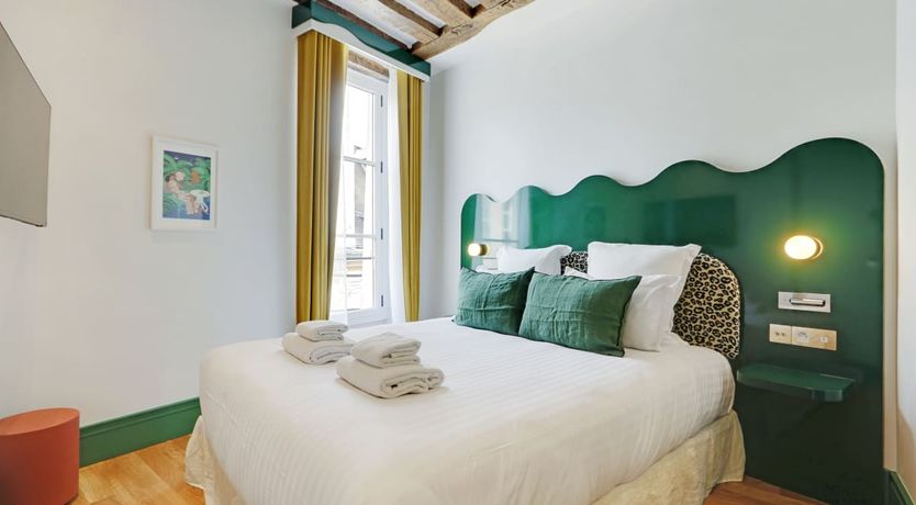 Photo of Colourful Curves