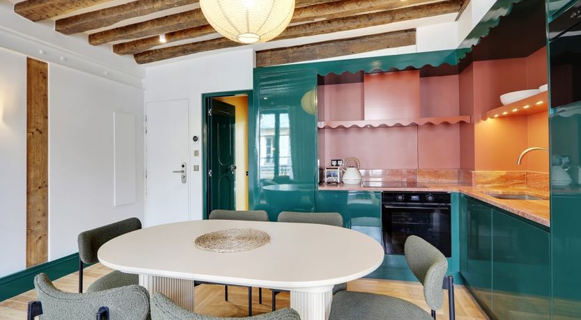 Photo of Colourful Curves