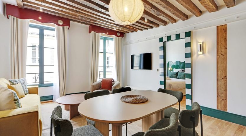 Photo of Colourful Curves