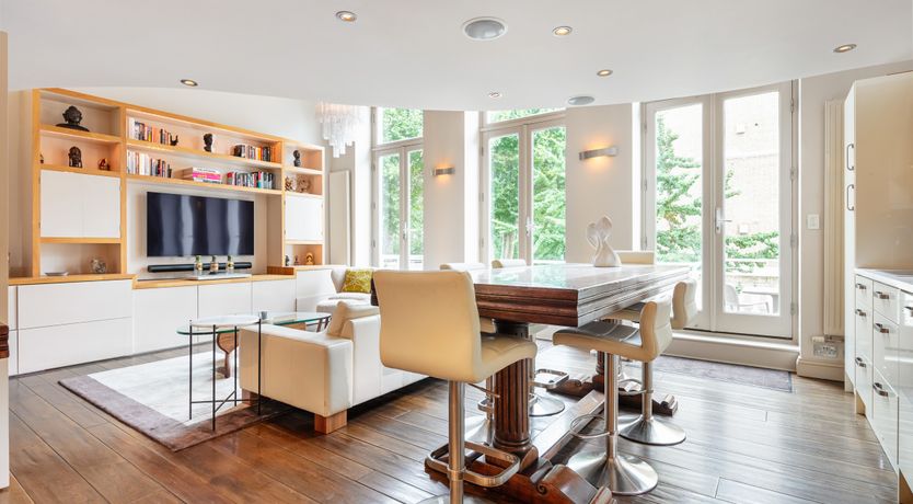 Photo of Fit for an Earl