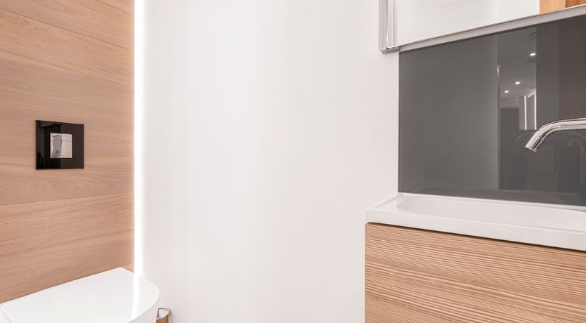 Photo of Elegant London