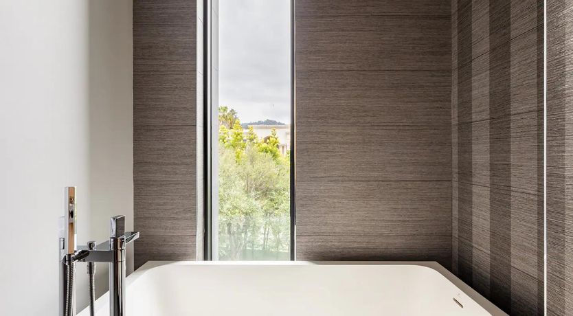 Photo of Beverly Buzz