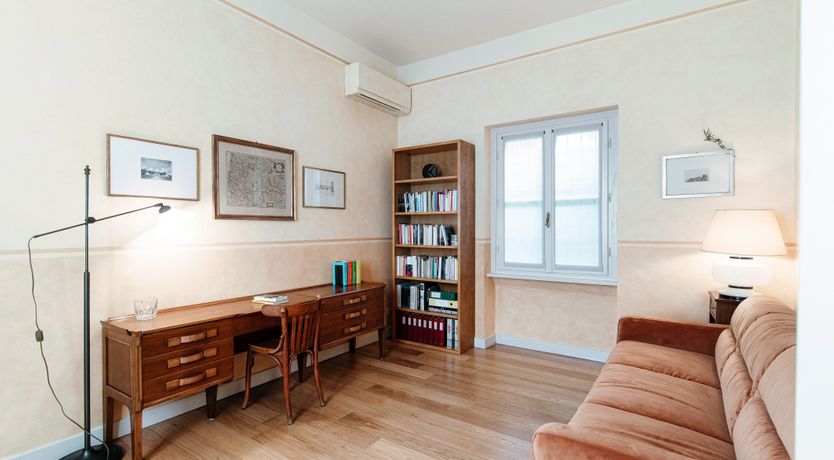 Photo of The Lake of Wonder