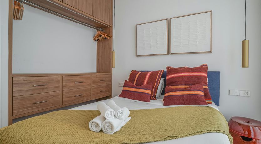 Photo of Royal Accents