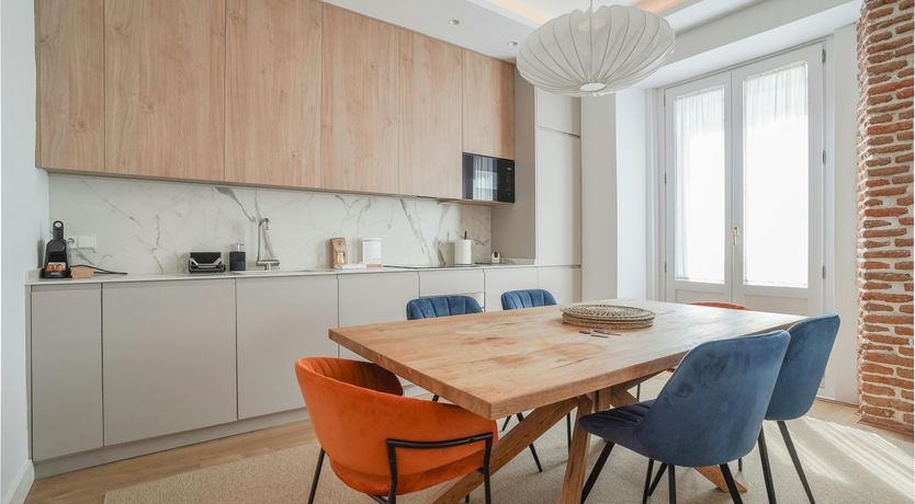 Photo of Royal Accents