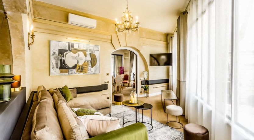 Photo of City of Louvre