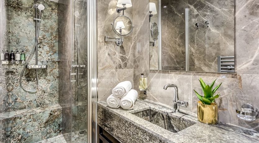 Photo of City of Louvre