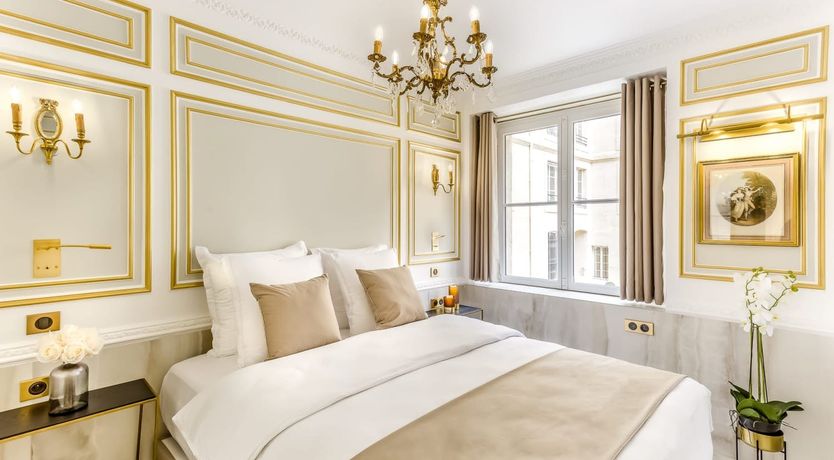 Photo of City of Louvre