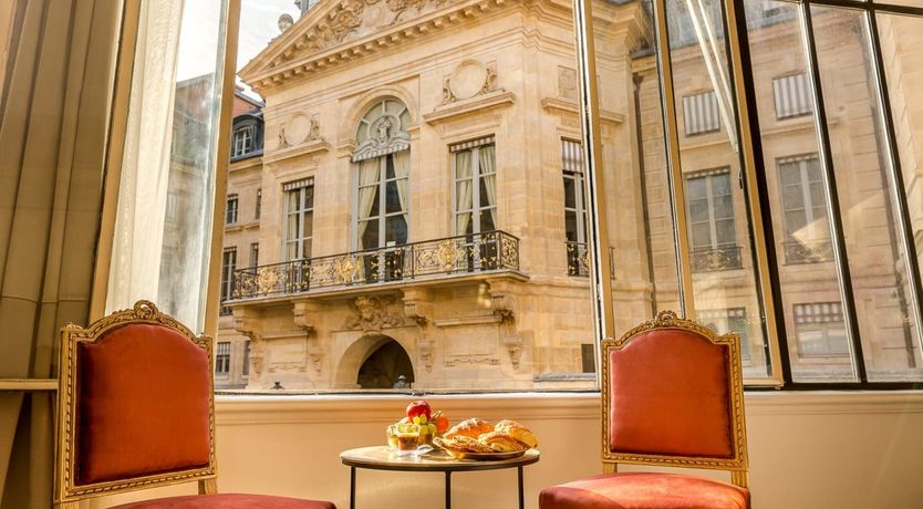 Photo of City of Louvre