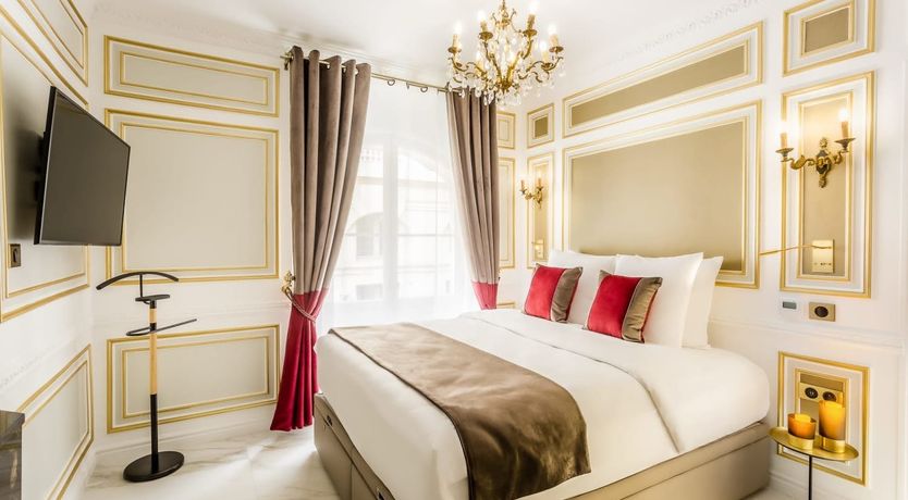 Photo of City of Louvre