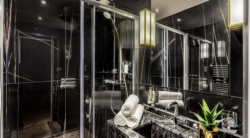 Photo of City of Louvre