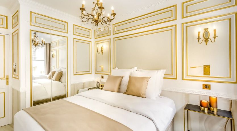 Photo of City of Louvre