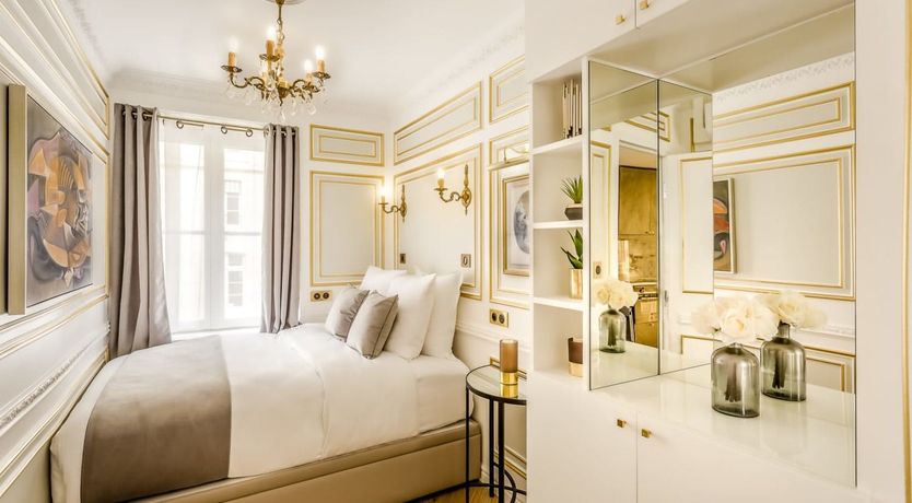 Photo of City of Louvre