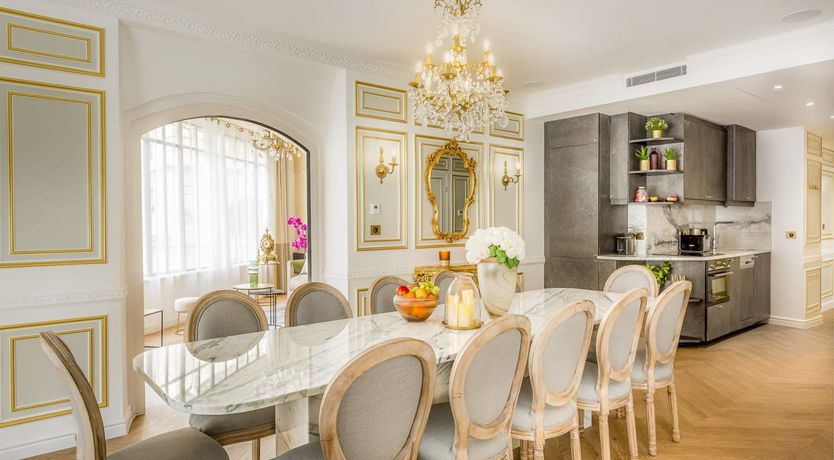 Photo of City of Louvre