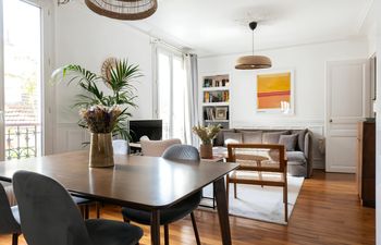 Montmartre Melody Holiday Home