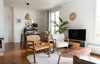 Montmartre Melody Holiday Home